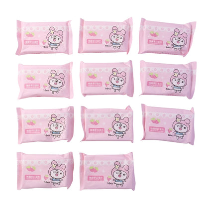 Gentle skin wipes for kids' hygiene